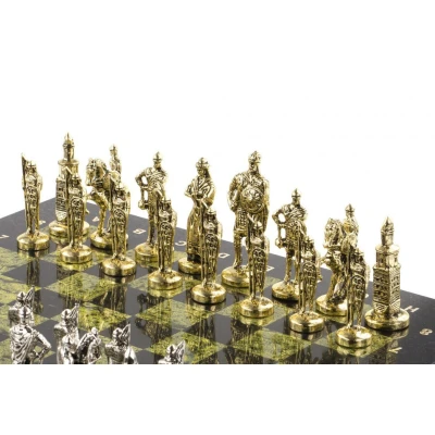 Шахматы подарочные Русь доска 40х40 см из камня змеевик