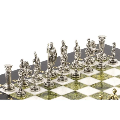 Шахматы подарочные Римские воины 28х28 см из камень змеевик