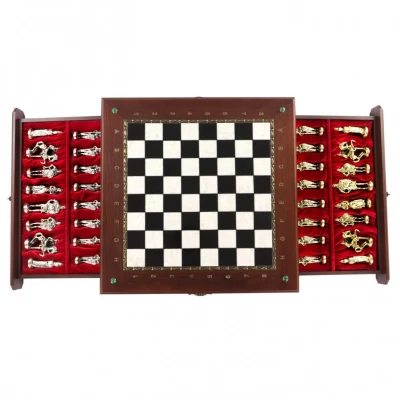 Шахматы металлические Воины с каменным полем на деревянном ларце