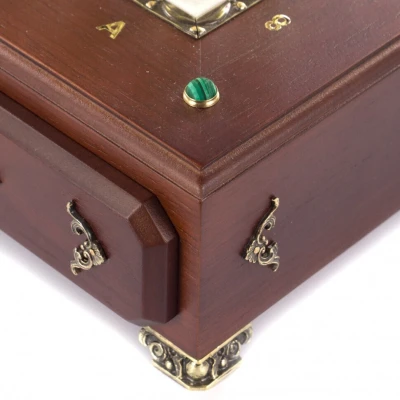 Шахматы металлические Воины с каменным полем на деревянном ларце