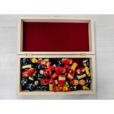 Шахматы Гжель против Хохломы