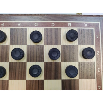 Шашки подарочные 64 клетки из ореха и бука