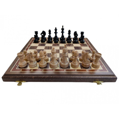 Шахматы подарочные из ореха и бука, фигуры с утяжелением, доска 45 на 45 см
