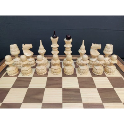 Шахматы резные Точенка орех