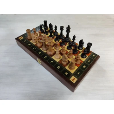 Шахматы деревянные подарочные Тура Люкс с утяжеленными фигурами из бука