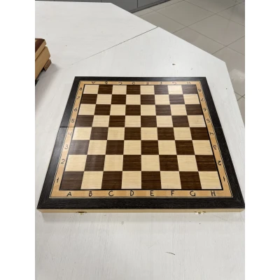 Шахматная доска 47 на 47 см деревянная без фигур