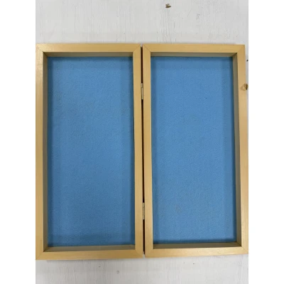 Шахматная доска 47 на 47 см деревянная без фигур