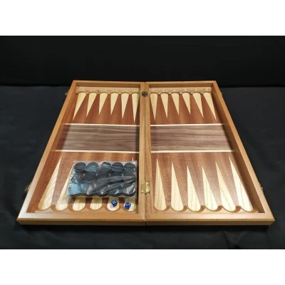 Шахматы нарды шашки Турнир орех 