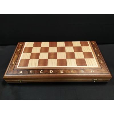 Шахматы подарочные Клен/Красное дерево