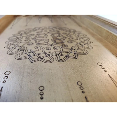 Нарды подарочные с объемной резьбой Лев 50х50 см