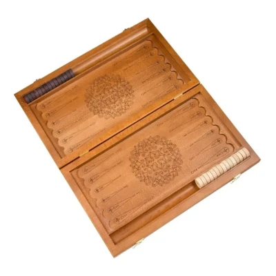 Нарды подарочные с объемной резьбой Парусники 50х50 см