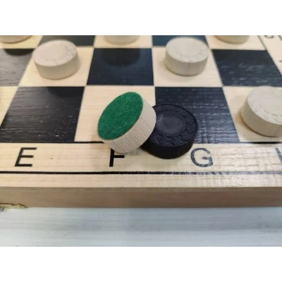 Шахматы шашки Авангард с утяжелением средние на доске из бука