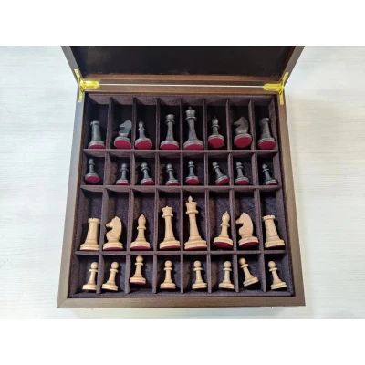 Шахматы подарочные в ларце Стаунтон орех большие с утяжелением