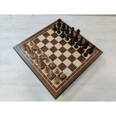 Шахматы подарочные в ларце Стаунтон орех большие с утяжелением