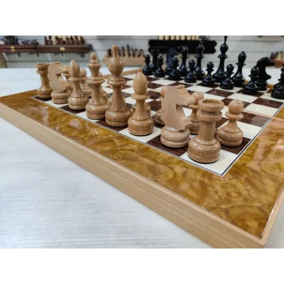 Шахматы + нарды Роза с классическими фигурами из бука
