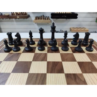  Шахматы подарочные в ларце из ореха с утяжеленными фигурами авангард средние