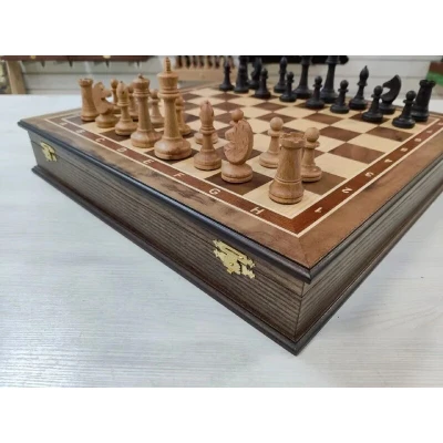  Шахматы подарочные в ларце из ореха с утяжеленными фигурами авангард средние