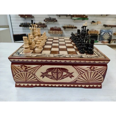 Шахматы резные ручной работы в ларце Клен презент большие