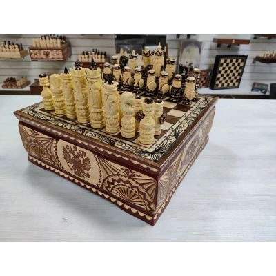 Шахматы ручной работы Русские воины в деревянном ларце