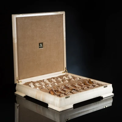 Шахматы Стаунтон Люкс  из палисандра и клена сикамора