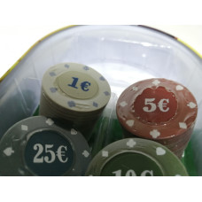 Набор для покера на 120 фишек с номиналом;690